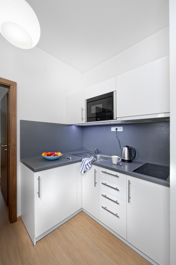 Downtown Suites Chlumova Prague Exterior photo
