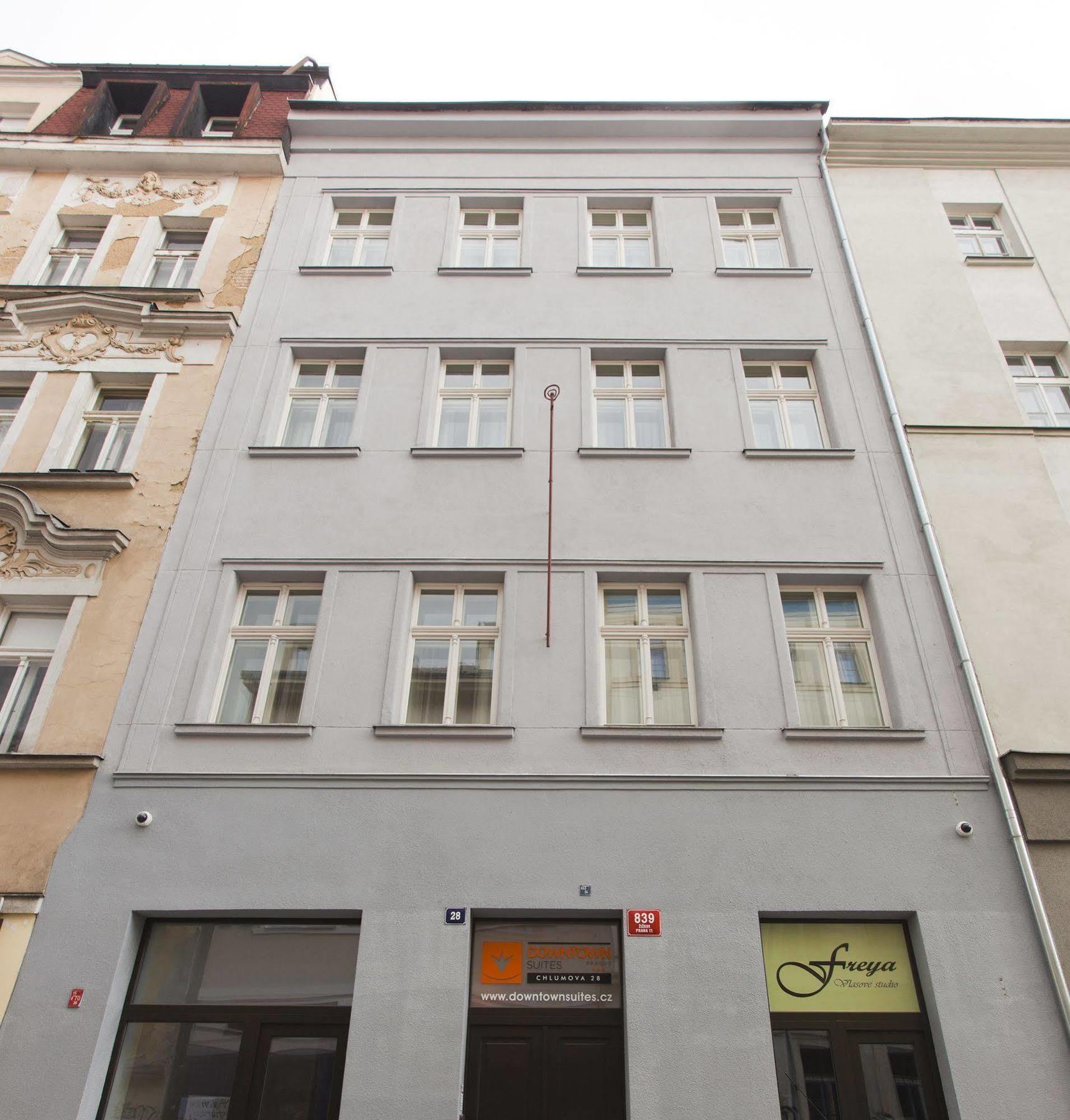 Downtown Suites Chlumova Prague Exterior photo