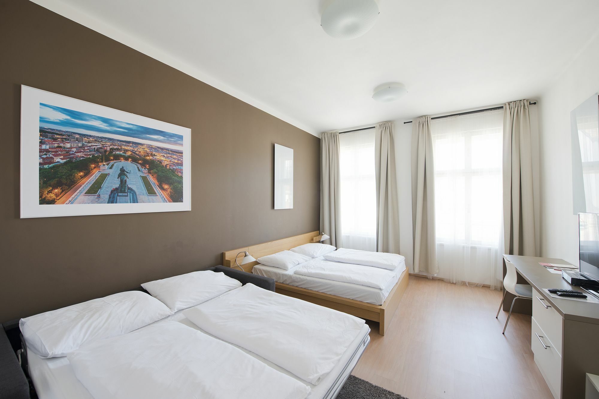 Downtown Suites Chlumova Prague Exterior photo